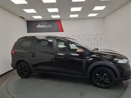 Photo 17 Dacia Jogger  Hybrid 140 7 places GSR2