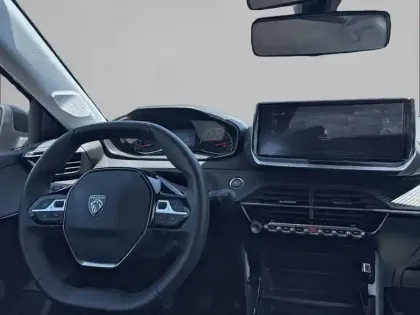 Photo 7 Peugeot 208  PureTech 100 S&S BVM6