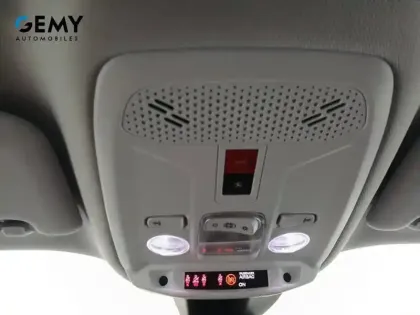 Photo 16 Peugeot 2008  Electrique 136 ch