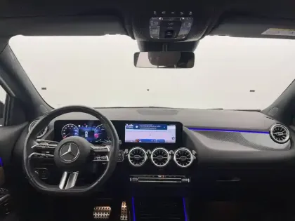 Photo 30 Mercedes GLA  200 7G-DCT