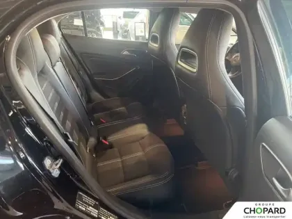 Photo 19 Mercedes GLA  180 7-G DCT