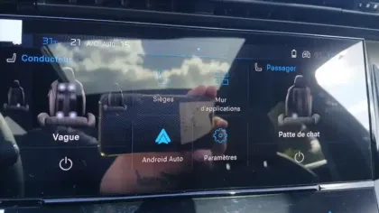 Photo 13 Peugeot 308  Electrique 55 kWh 156ch