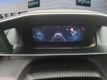 Photo 20 Peugeot 2008  PureTech 130 S&S BVM6 Allure Pack