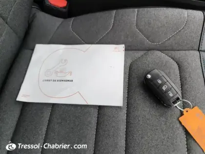 Photo 15 Citroën C4  BlueHDi 130 S&S EAT8 Feel Pack