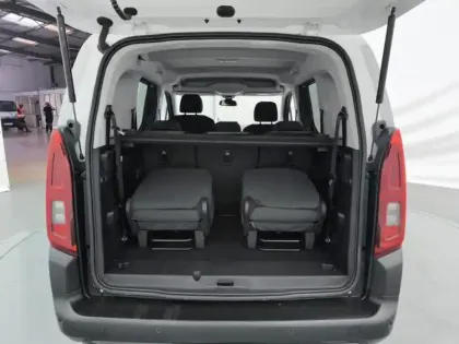 Photo 7 Citroën Berlingo  Taille M BlueHDi 130 S&S BVM6 Shine