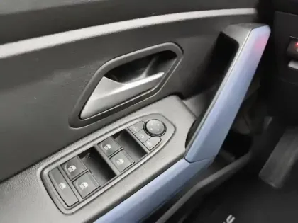 Photo 19 Dacia Duster  Hybrid 140 Journey