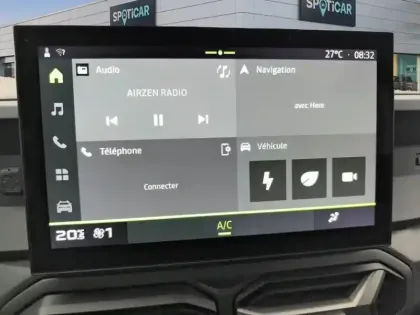 Photo 10 Dacia Duster  Hybrid 140 Journey