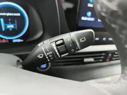 Photo 16 Hyundai Bayon  1.0 T-GDi 100 Hybrid 48V Creative
