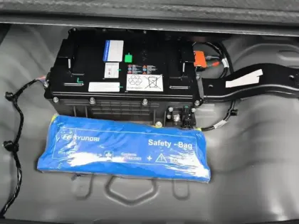 Photo 26 Hyundai Bayon  1.0 T-GDi 100 Hybrid 48V Creative