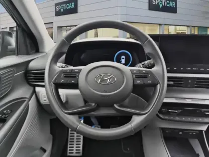 Photo 11 Hyundai Bayon  1.0 T-GDi 100 Hybrid 48V Creative
