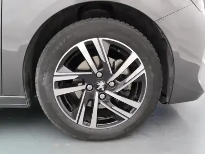 Photo 14 Peugeot 208  PureTech 100 S&S BVM6 Allure
