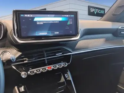 Photo 10 Peugeot 2008  PureTech 100 S&S BVM6 Allure