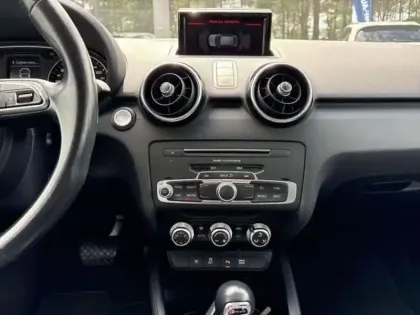 Photo 9 Audi A1 1.4 TFSI 125 S tronic 7 Ambition Luxe