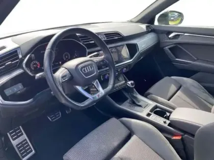 Photo 8 Audi Q3 35 TFSI 150 ch S tronic 7 S line