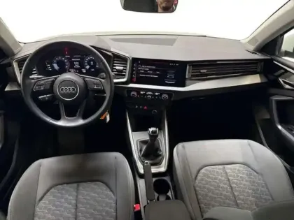 Photo 7 Audi A1 25 TFSI 95 ch BVM5 Advanced