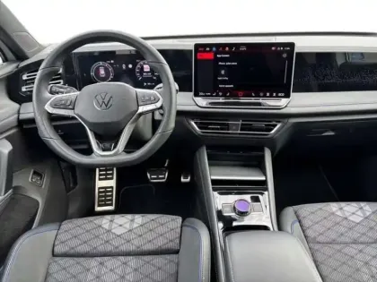 Photo 17 Volkswagen Tiguan 1.5 eHybrid 272ch DSG6 R-Line Edition