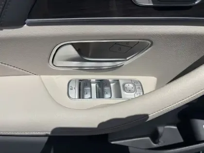 Photo 19 Mercedes GLS 400 d 4MATIC Executive