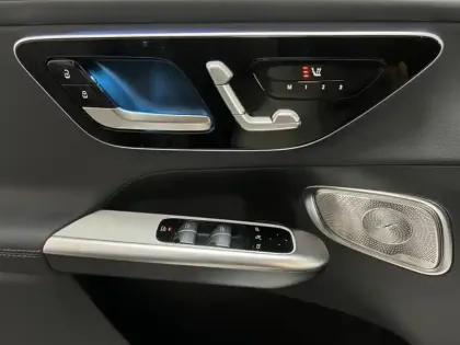 Photo 10 Mercedes GLC  300 e Hybrid EQ 4MATIC Cou
