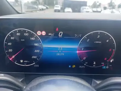 Photo 14 Mercedes CLA V 300 d 4MATIC AVANTGARDE Extr