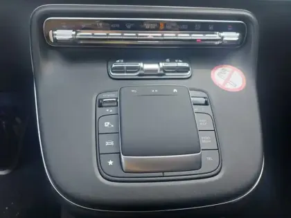 Photo 8 Mercedes CLA V 300 d 4MATIC AVANTGARDE Extr