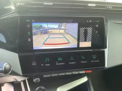 Photo 18 Peugeot 308 Hybrid 145 e-DCS6 Allure
