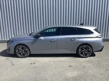 Photo 7 Peugeot 308 Hybrid 145 e-DCS6 Allure