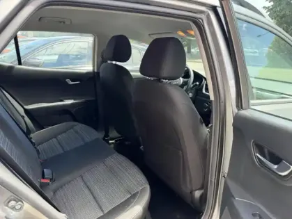 Photo 10 Kia Stonic 1.0 T-GDi 100 ch BVM6 Active