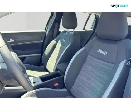 Photo 10 Jeep Avenger  Electrique 156ch 115kW Longitude