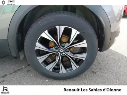 Photo 7 Renault Captur  1.6 E-Tech hybride 145ch Evolution