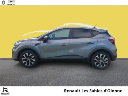 Photo 9 Renault Captur  1.6 E-Tech hybride 145ch Evolution
