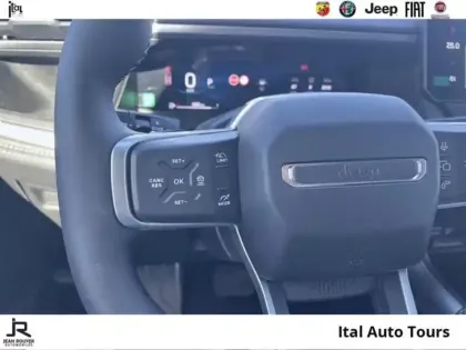 Photo 13 Jeep Compass  1.2 Turbo T3 145ch e-Hybrid First Edition BVR6
