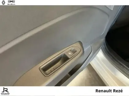 Photo 13 Renault Clio  1.6 E-Tech hybride 145ch Evolution