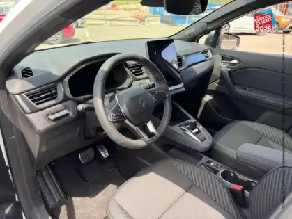 Photo 14 Renault Captur  1.8 E-Tech full hybrid 160ch esprit Alpine - 26