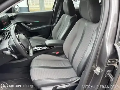 Photo 8 Peugeot 2008  1.2 PureTech 130ch S&S Allure EAT8