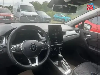 Photo 14 Renault Captur  1.6 E-Tech hybride 145ch Techno