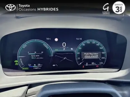 Photo 13 Toyota C-HR  2.0 Hybride Rechargeable 225ch Graphic MY26