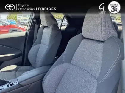 Photo 10 Toyota C-HR  2.0 Hybride Rechargeable 225ch Graphic MY26