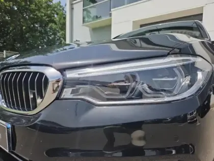 Photo 9 BMW Serie 5 Série 5 520iA 184ch Luxury