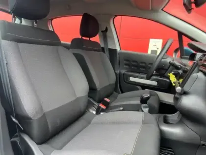 Photo 8 Citroën C3  1.2 Essence 83ch S&S Feel Pack / ELIGIBLE LOA