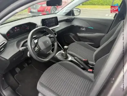 Photo 14 Peugeot 208  1.2 PureTech 100ch S&S Style