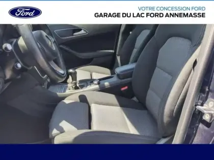 Photo 5 Mercedes GLA  180 d Intuition
