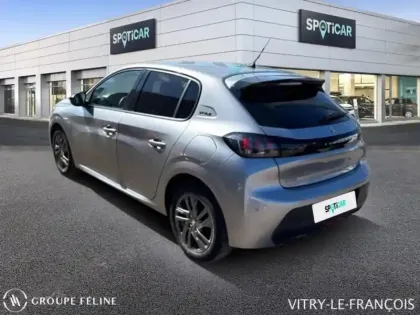 Photo 6 Peugeot 208  1.2 PureTech 100ch S&S Style