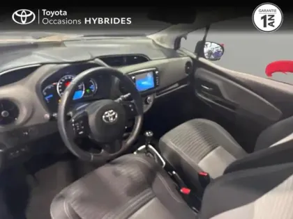 Photo 6 Toyota Yaris  100h France Business 5p MY19