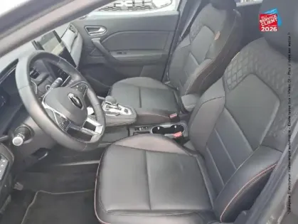 Photo 14 Renault Captur  1.6 E-Tech hybride rechargeable 160ch Initiale Paris -21