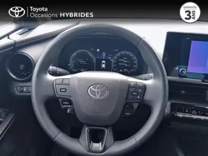 Photo 8 Toyota C-HR  1.8 Hybride 140ch Dynamic MY25