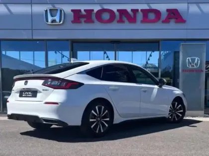 Photo 6 Honda Civic  2.0 i-MMD 184ch e:HEV Executive
