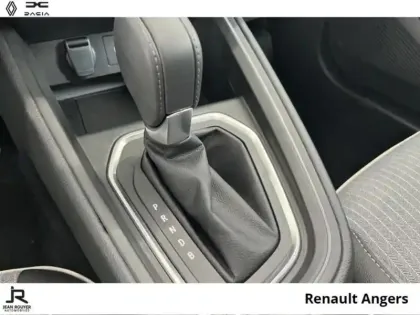 Photo 5 Renault Clio  1.6 E-Tech 145ch full hybrid Techno - 24