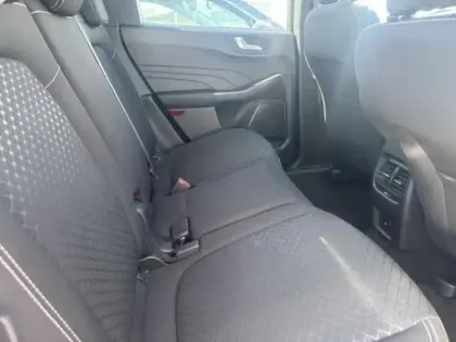 Photo 11 Ford Kuga  2.5 Duratec 180 ch Hybrid FlexiFuel Titanium Business Powershift