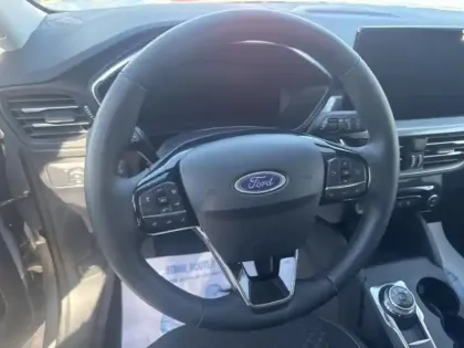 Photo 14 Ford Kuga  2.5 Duratec 180 ch Hybrid FlexiFuel Titanium Business Powershift