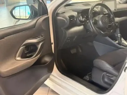 Photo 14 Mazda 2 Mazda  1.5 SKYACTIV-G IV HYBRID 1.5 116 SELECT CVT